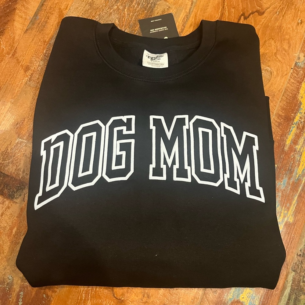 NWT Pacific & Co Dog Mom Sweatshirt